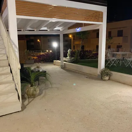Maresa Apartment *