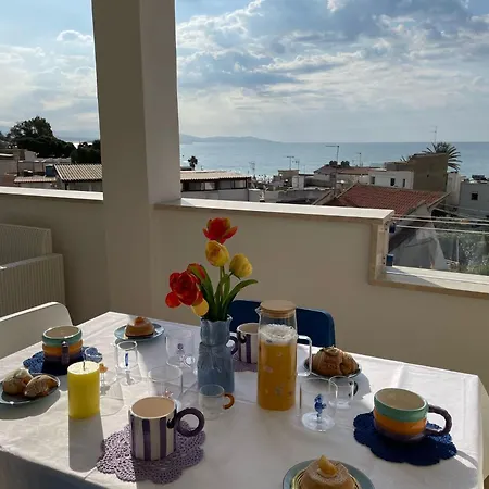 Maresa Apartment